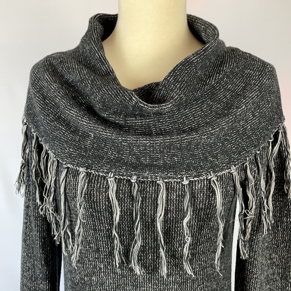Romeo & Juliet Couture Black and Gray Fringe Sweater Dress - Size Small - Picture 2 of 12